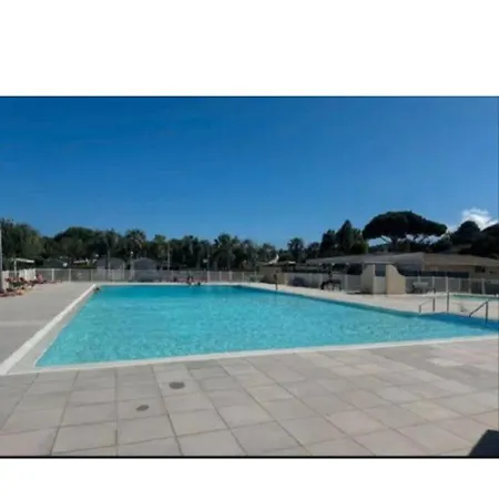 Camping Mobil Piscine, Proche Plages *